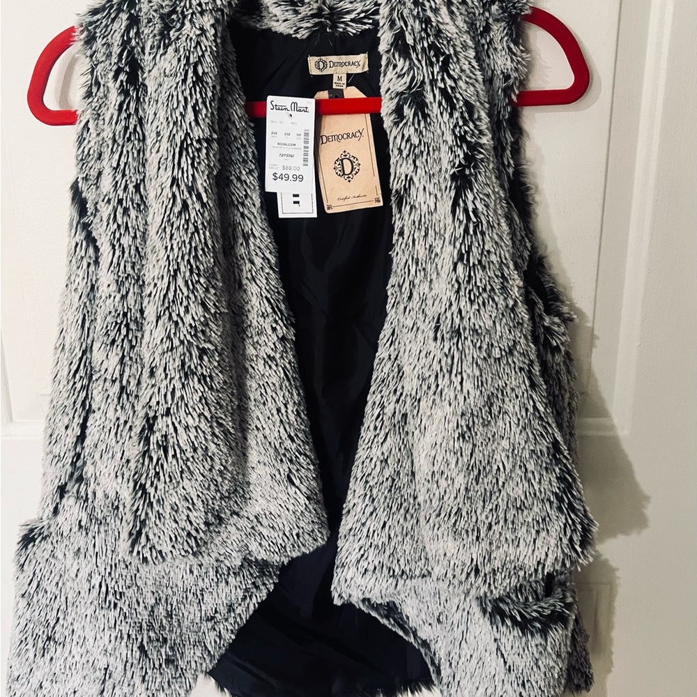 Democracy Faux Fur Vest NWT size M